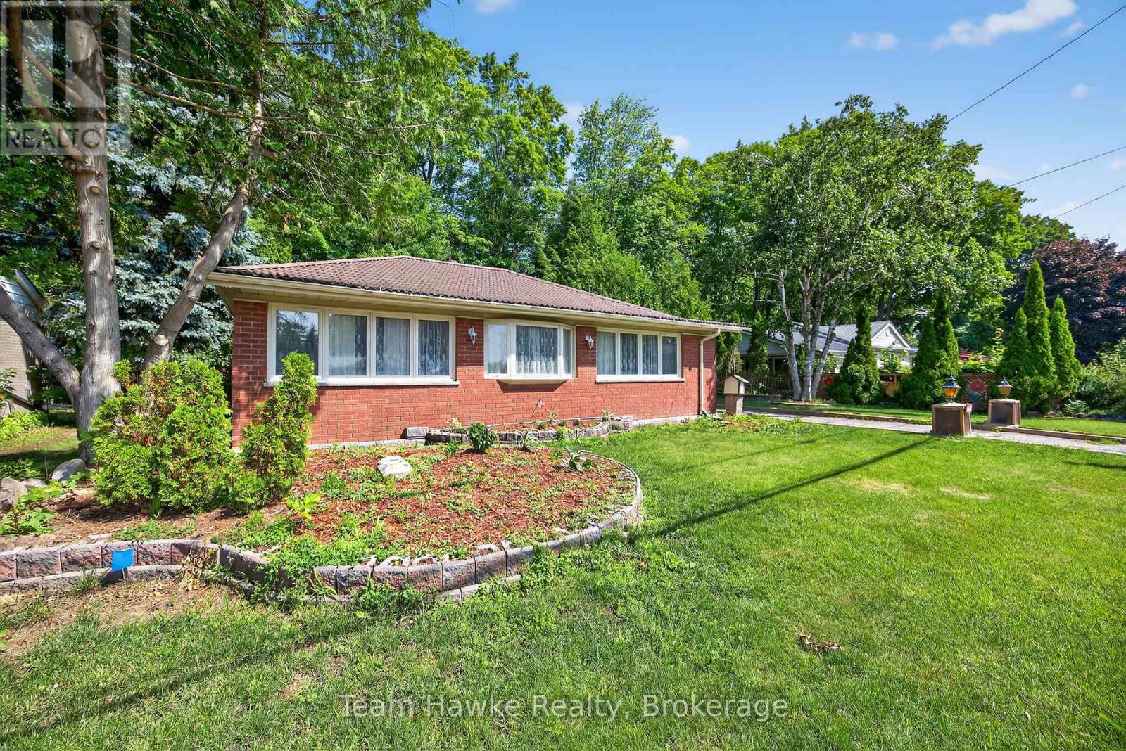 Photo 1 of 828 Hugel Avenue, Midland ON