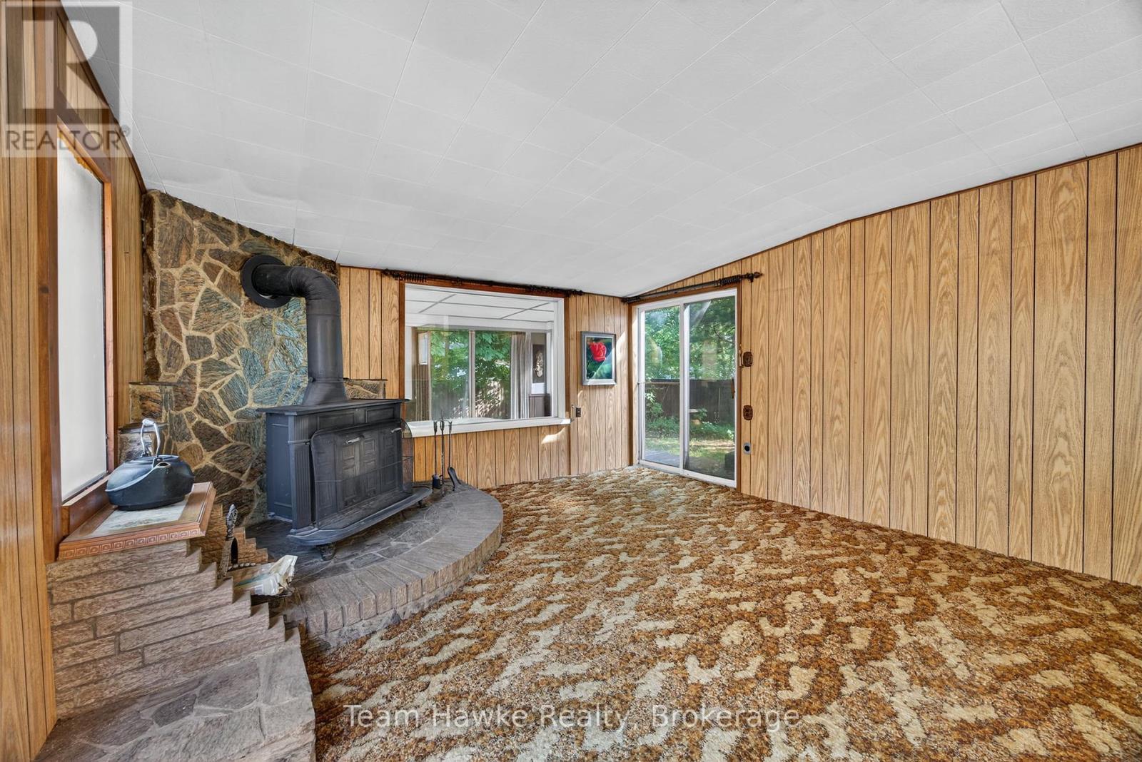 Photo 25 of 828 Hugel Avenue, Midland ON
