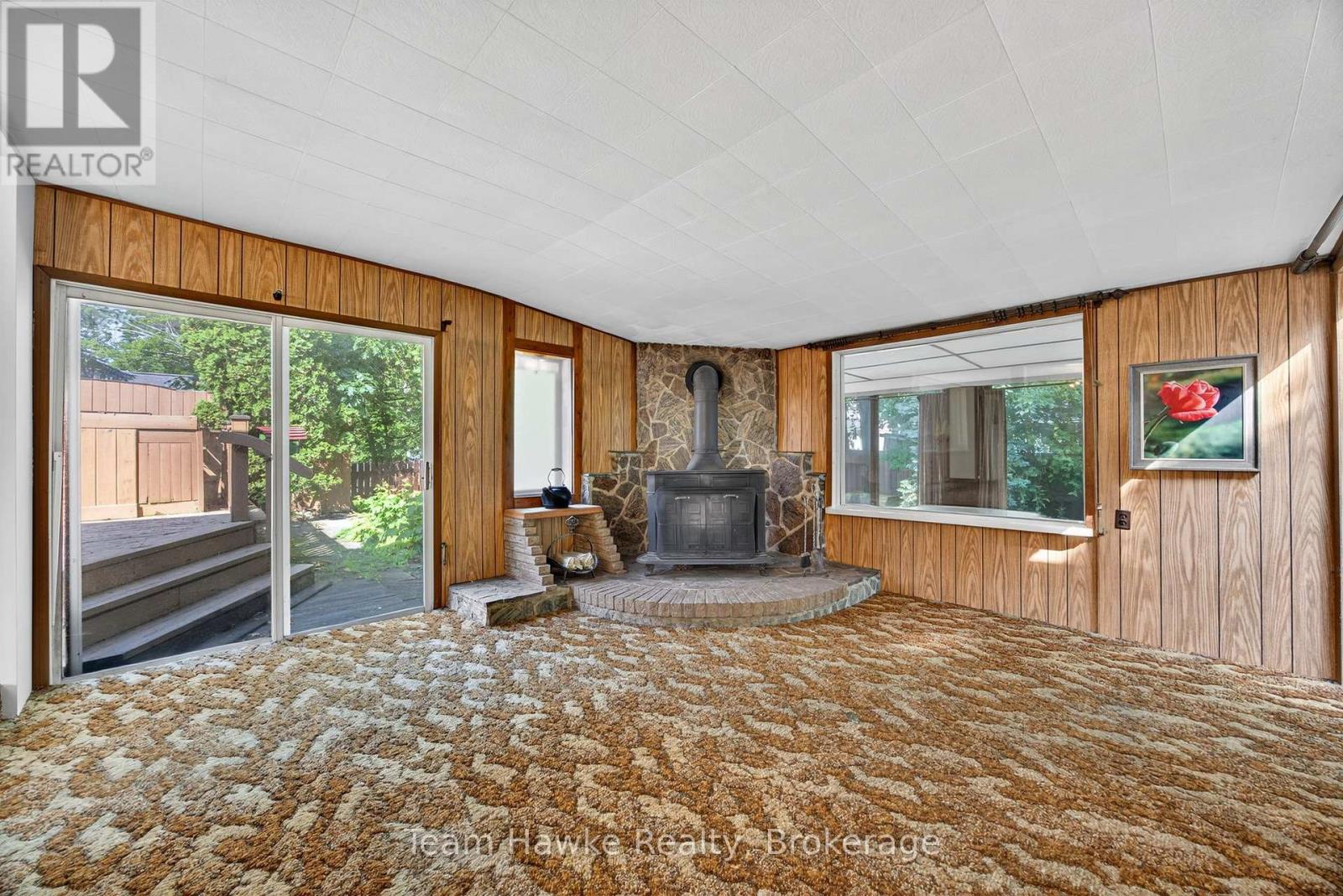 Photo 26 of 828 Hugel Avenue, Midland ON