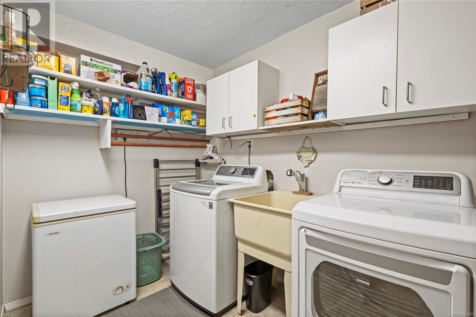 Photo 33 of 1669 Gerrand Rd, Nanaimo BC