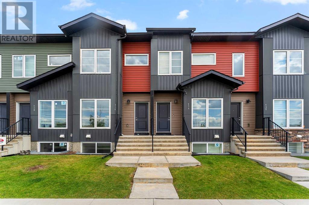 Single Family House for Sale in  Red Embers Gate NE Redstone Calgary 