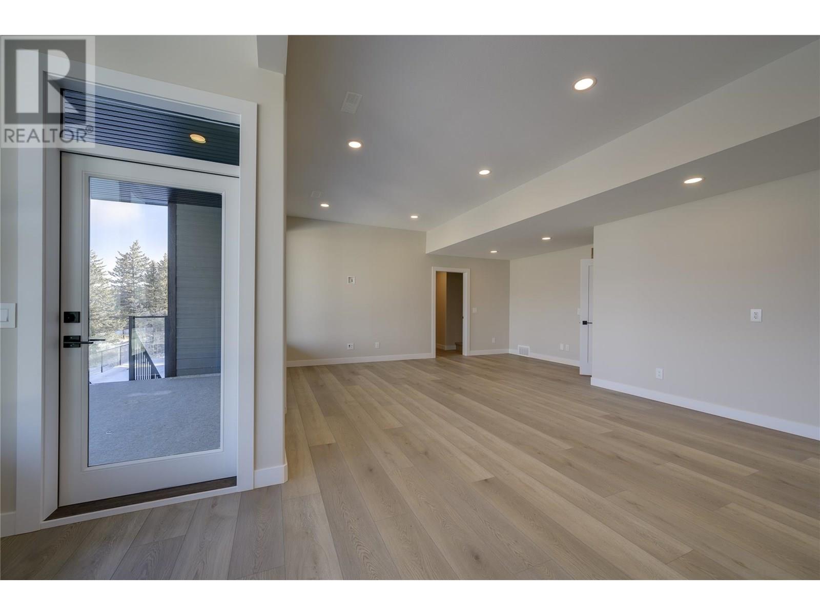 2138 LINFIELD Drive, Kamloops