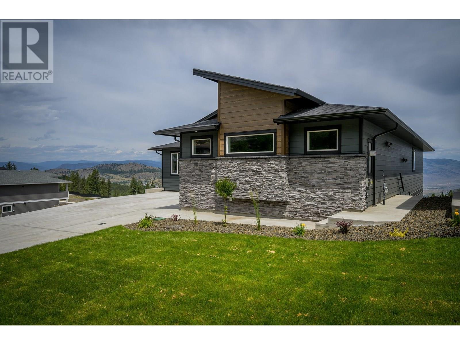 2138 LINFIELD Drive, Kamloops