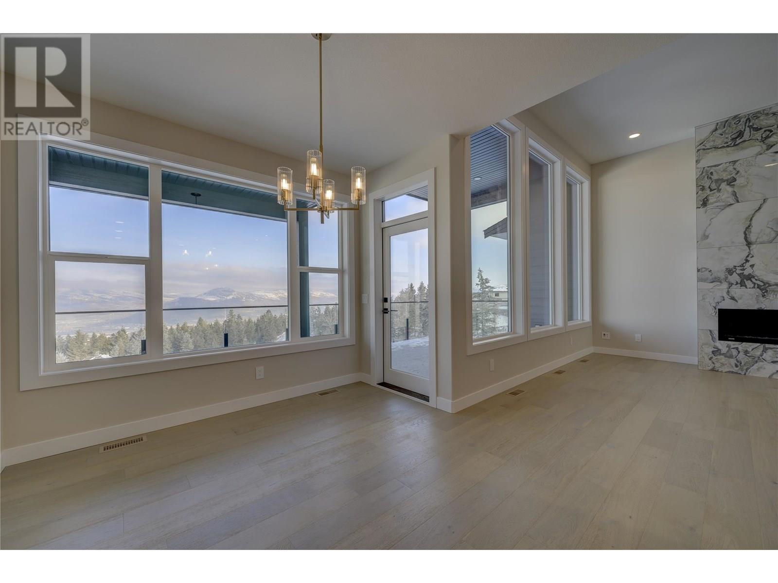 2138 LINFIELD Drive, Kamloops