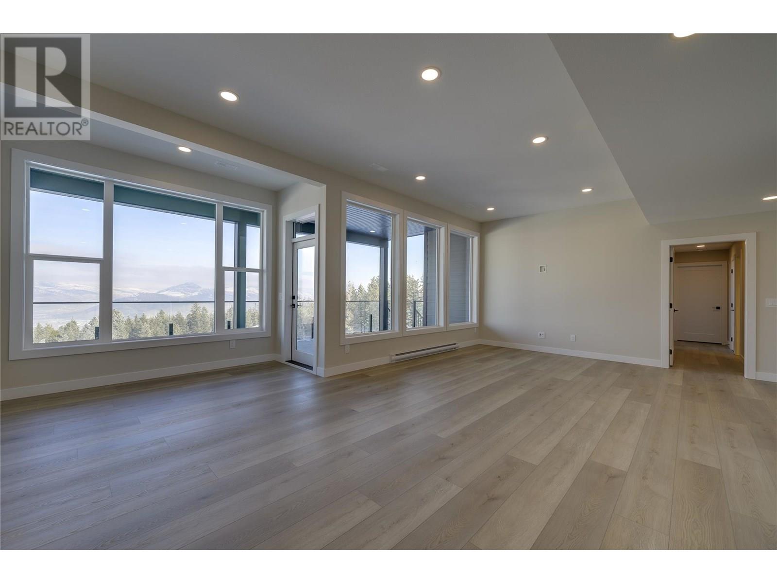 2138 LINFIELD Drive, Kamloops