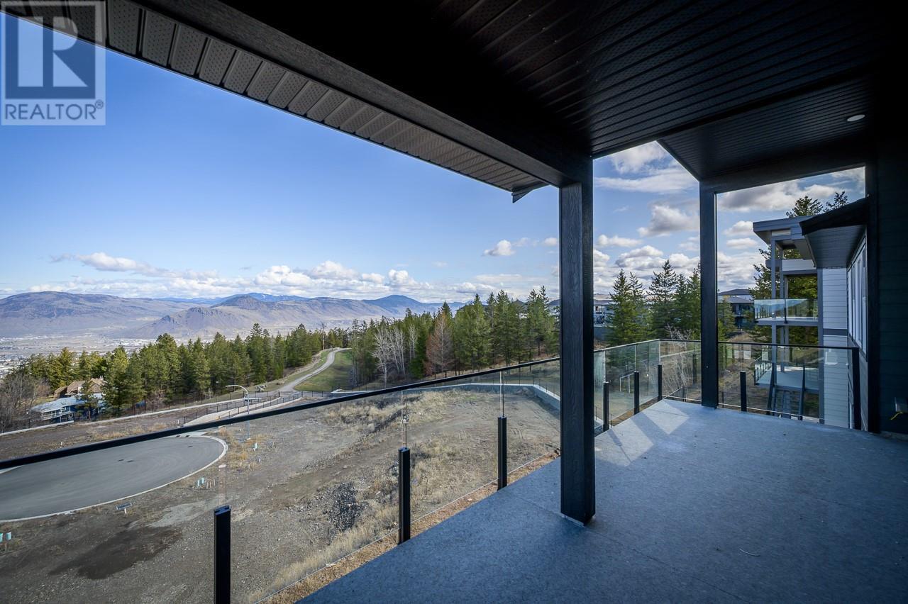 2138 LINFIELD Drive, Kamloops