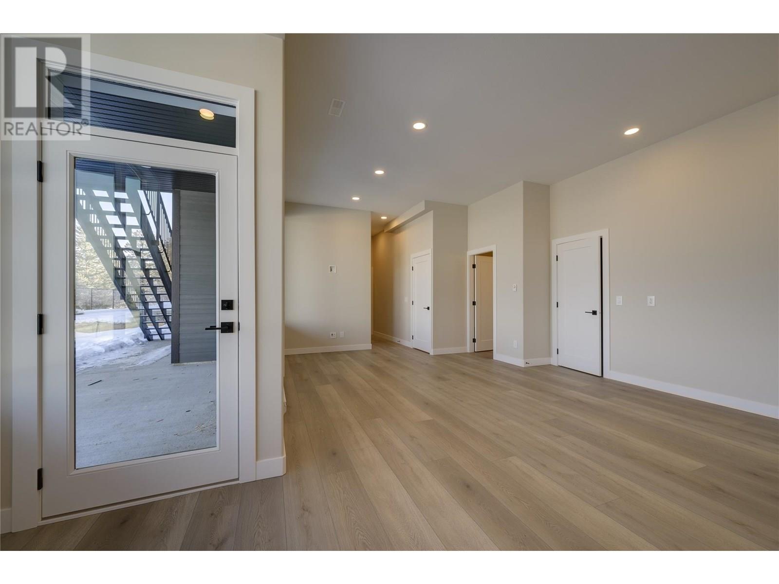 2138 LINFIELD Drive, Kamloops