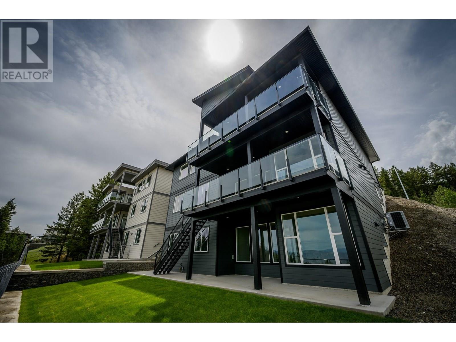 2138 LINFIELD Drive, Kamloops