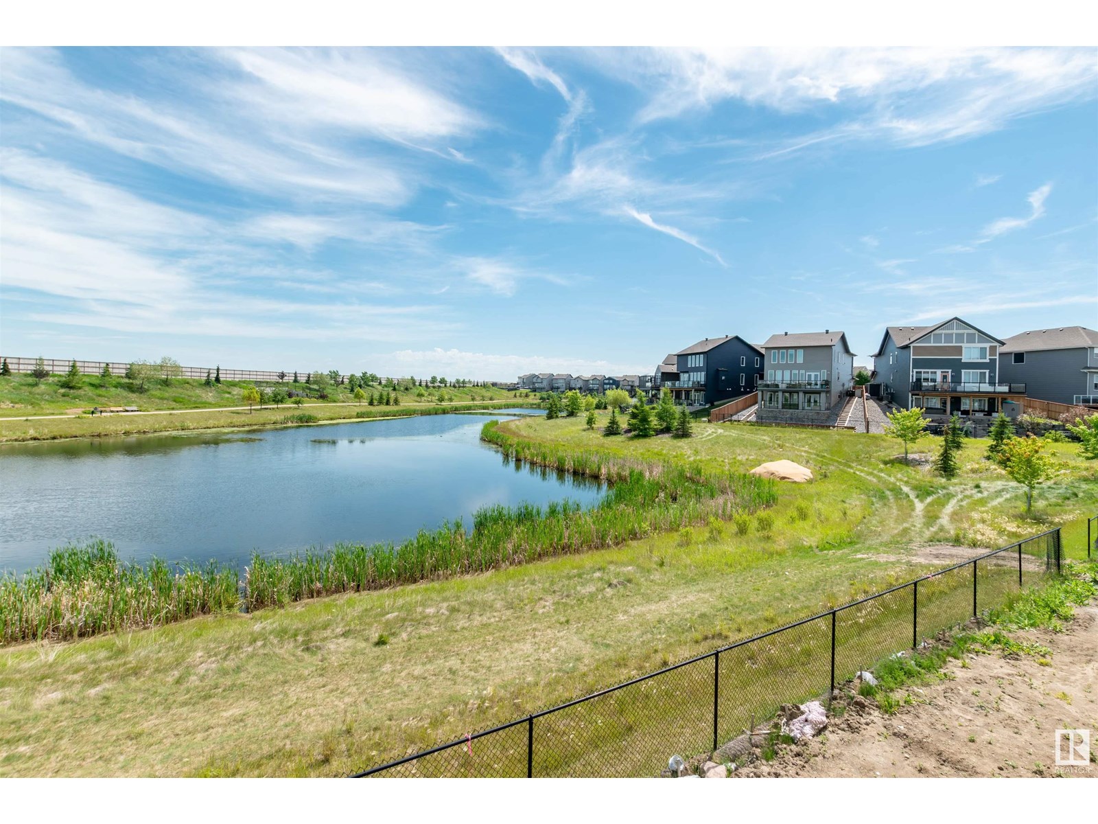 Photo 5 of 57 Savoy Cr, Sherwood Park AB