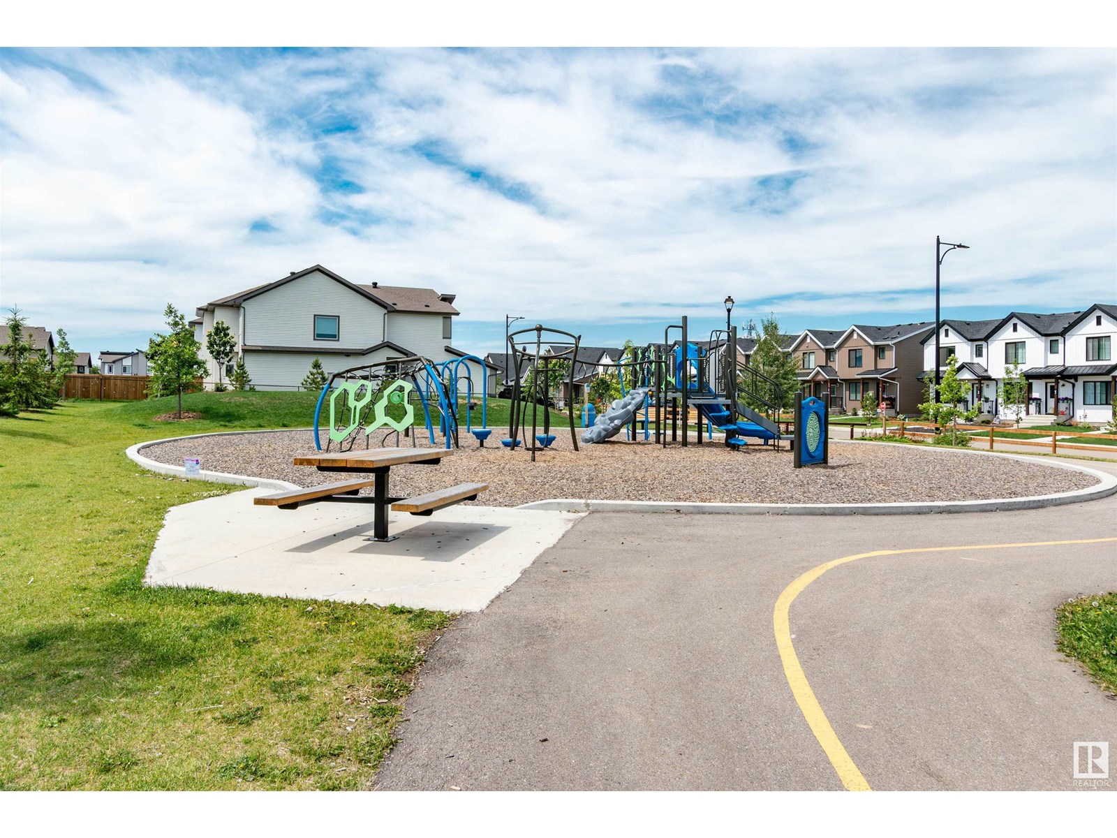 Photo 45 of 57 Savoy Cr, Sherwood Park AB