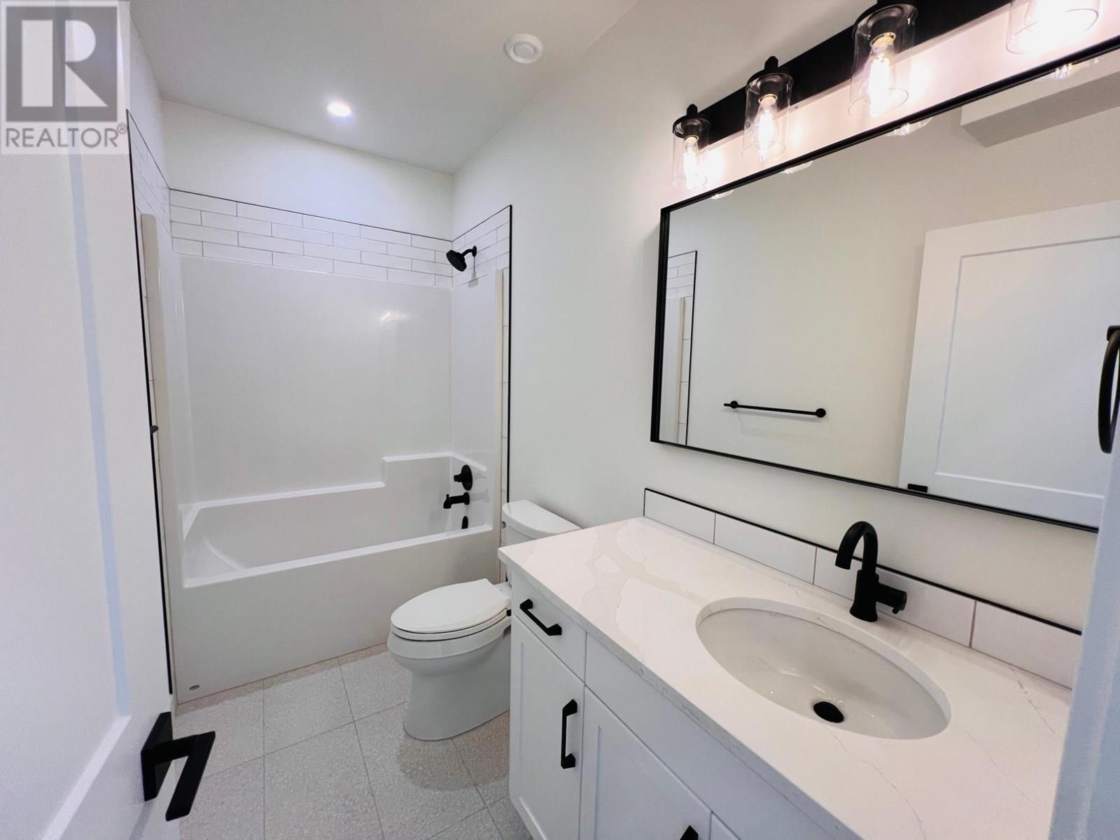 Photo 36 of 510 14th Street Unit 401, Invermere BC