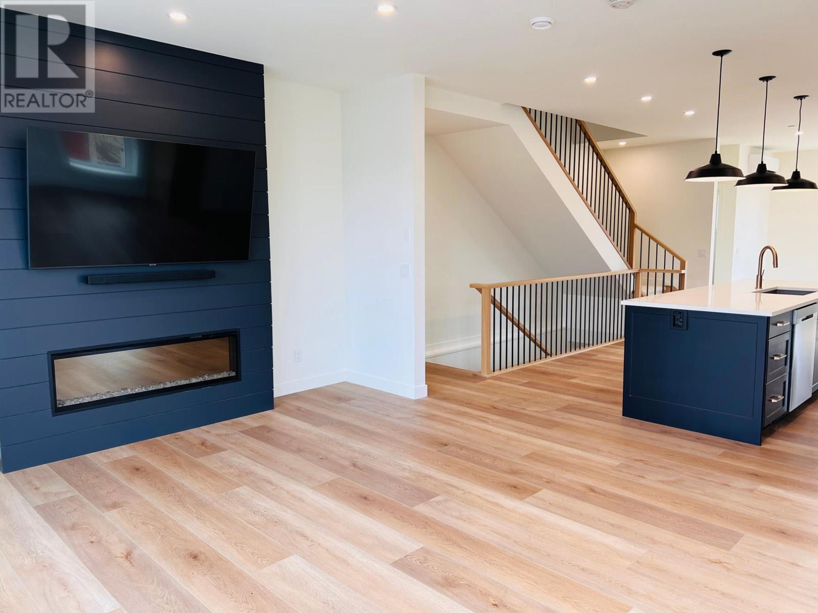 #401 510 14TH Street - 21