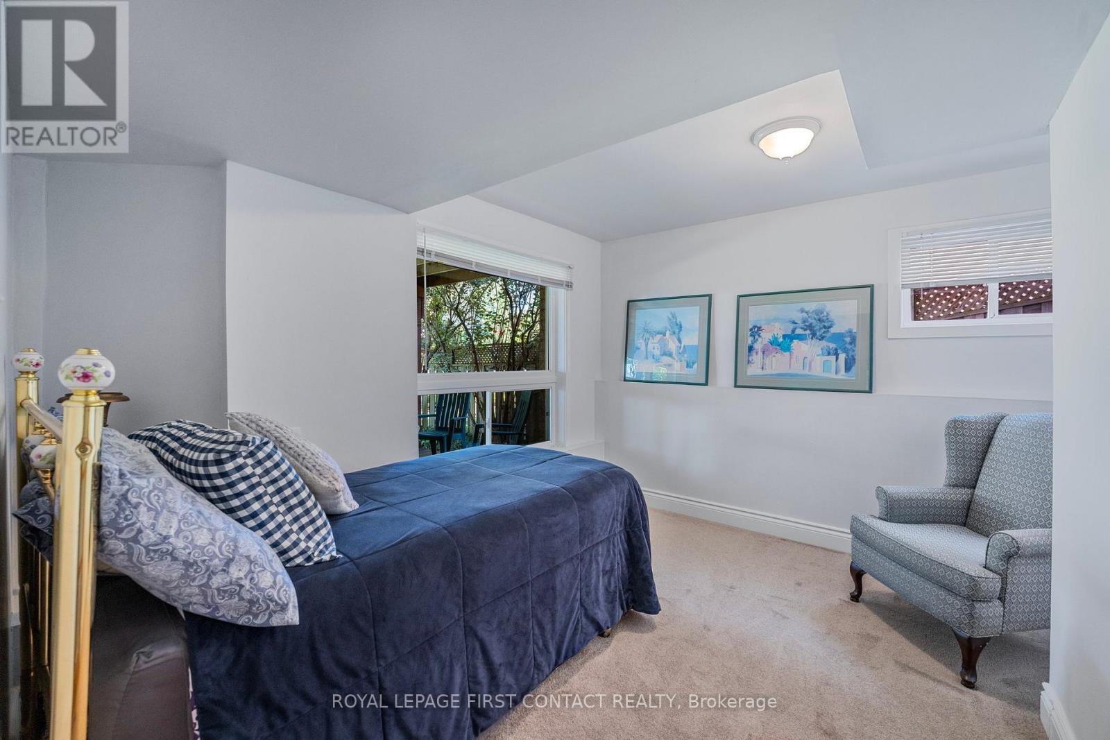 Single Family House for Sale in  LIVINGSTONE STREET W Barrie (Northwest) 