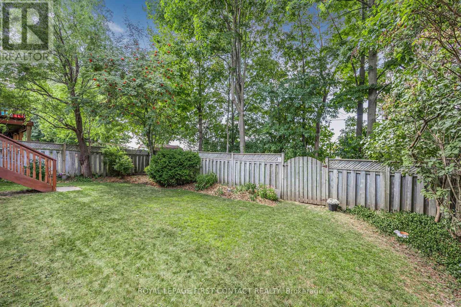 Single Family House for Sale in  LIVINGSTONE STREET W Barrie (Northwest) 