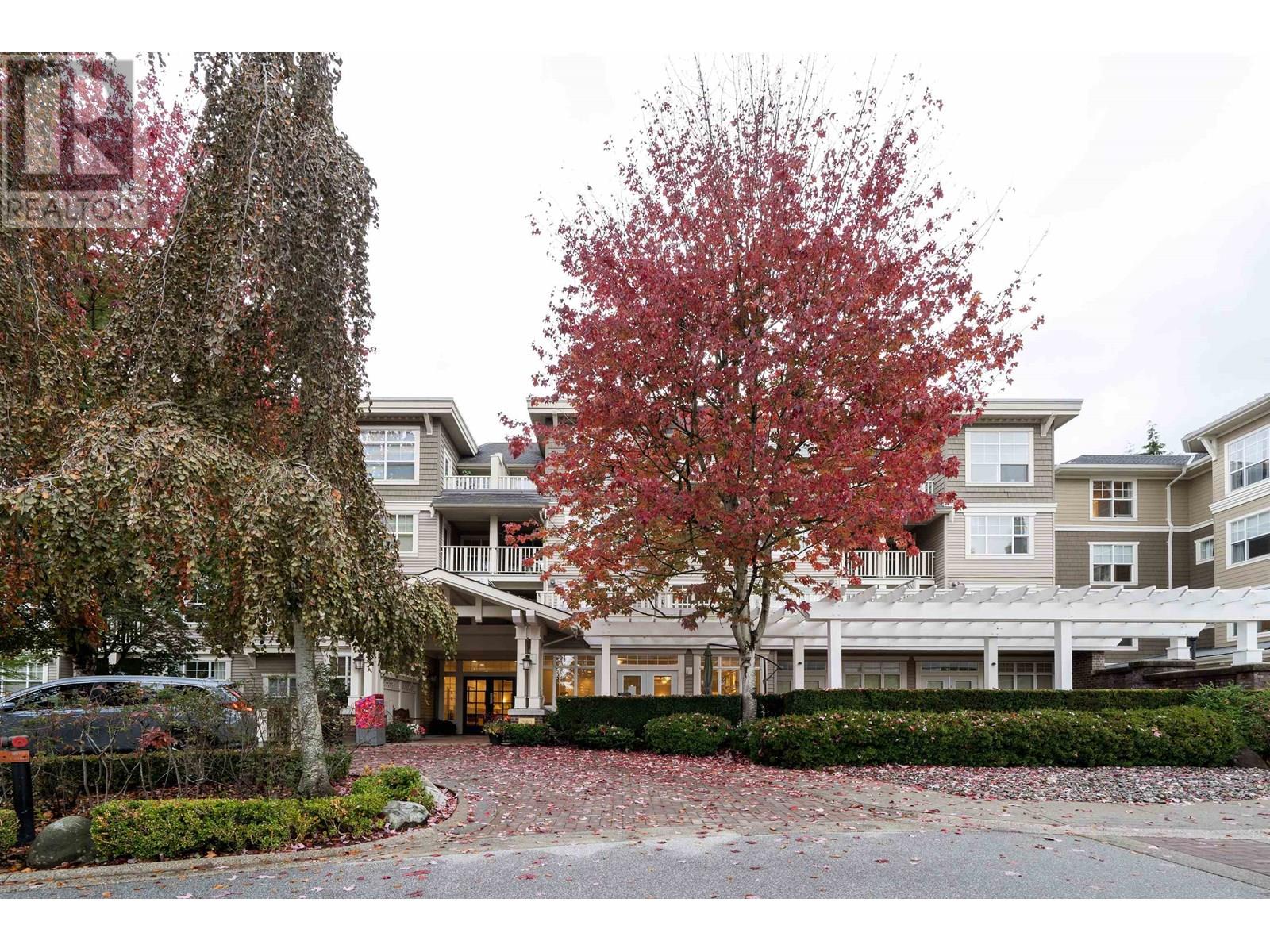 Photo 3 of 202 960 Lynn Valley Road, North Vancouver BC