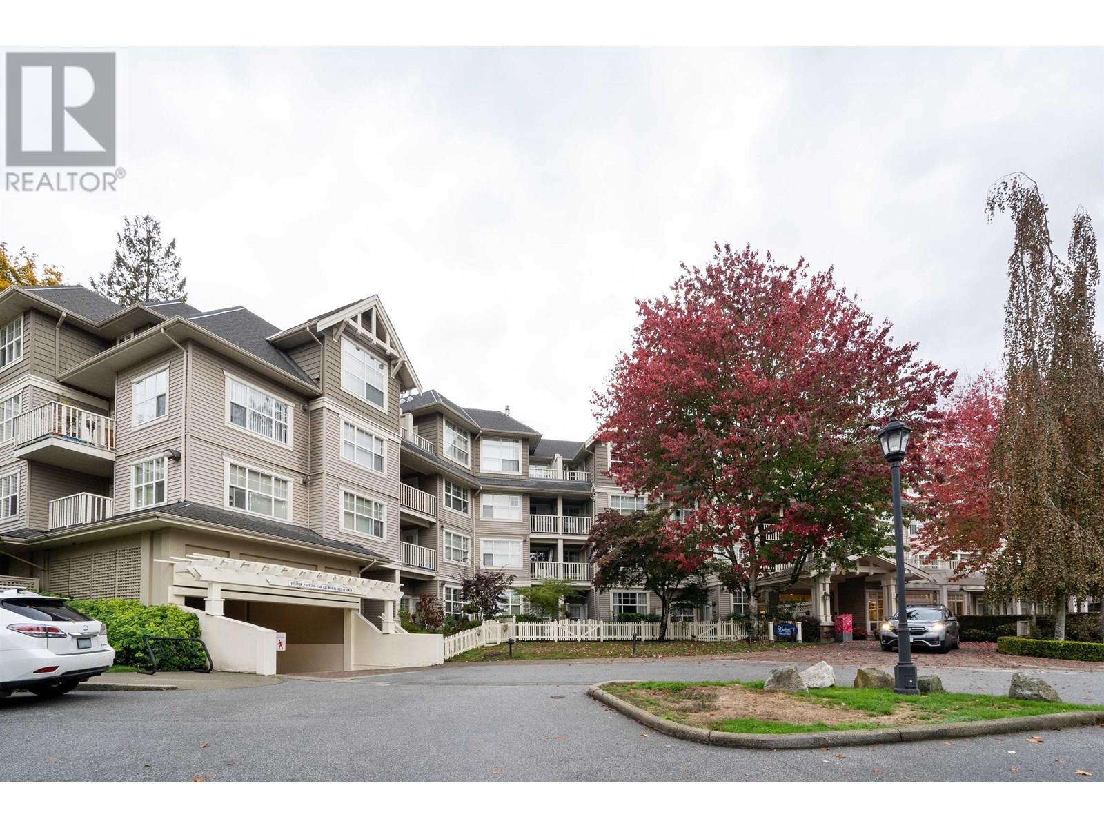 Photo 4 of 202 960 Lynn Valley Road, North Vancouver BC