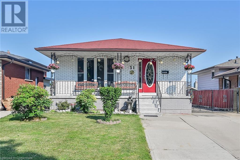 Photo 1 of 31 Summercrest Drive, Hamilton ON