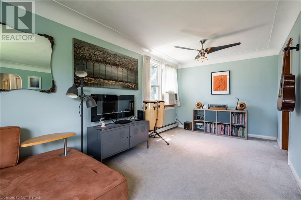 Photo 10 of 458 Elwood Road, Burlington ON