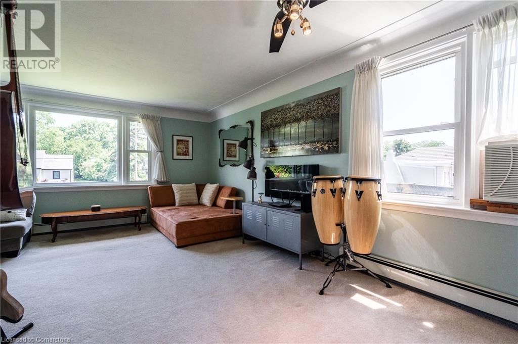 Photo 11 of 458 Elwood Road, Burlington ON