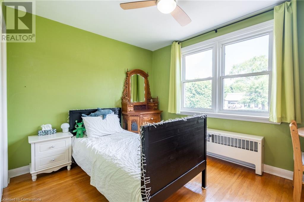 Photo 16 of 458 Elwood Road, Burlington ON