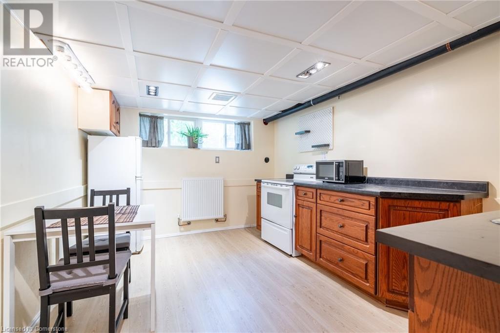 Photo 22 of 458 Elwood Road, Burlington ON