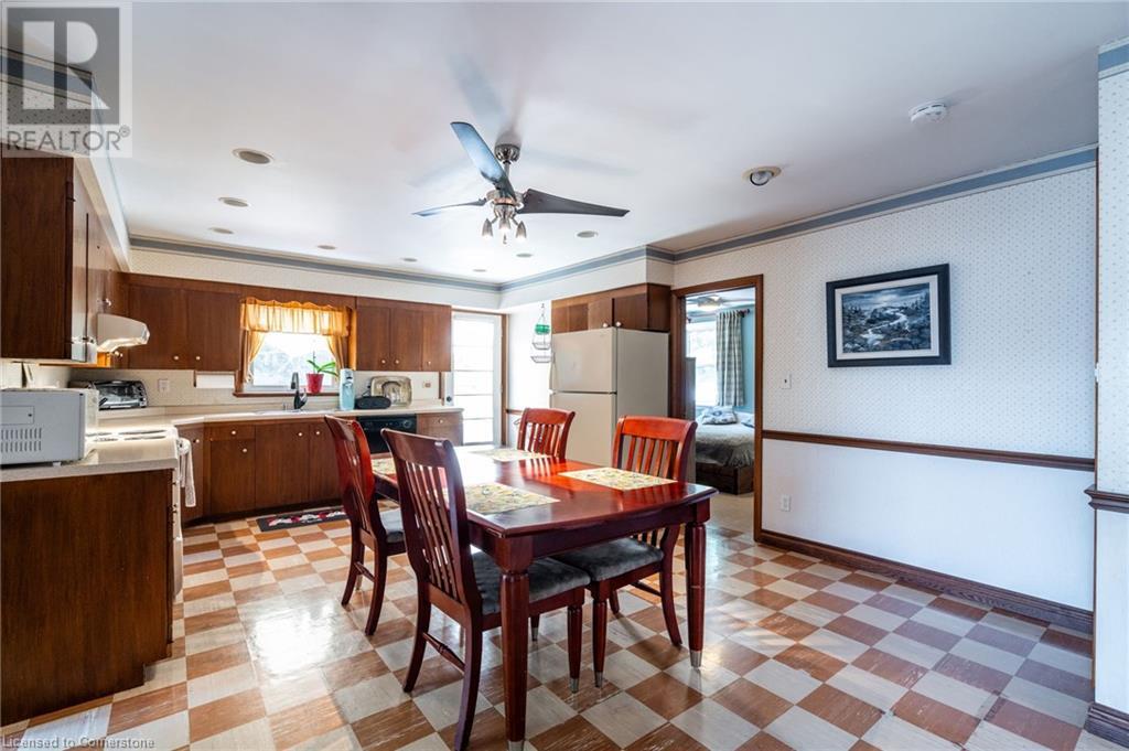 Photo 6 of 458 Elwood Road, Burlington ON