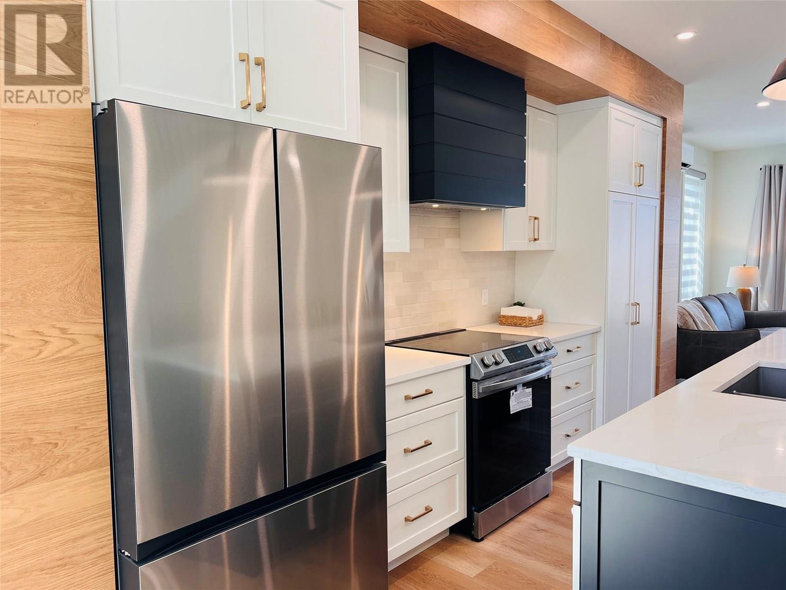 510 14th Street Unit# 402, Invermere