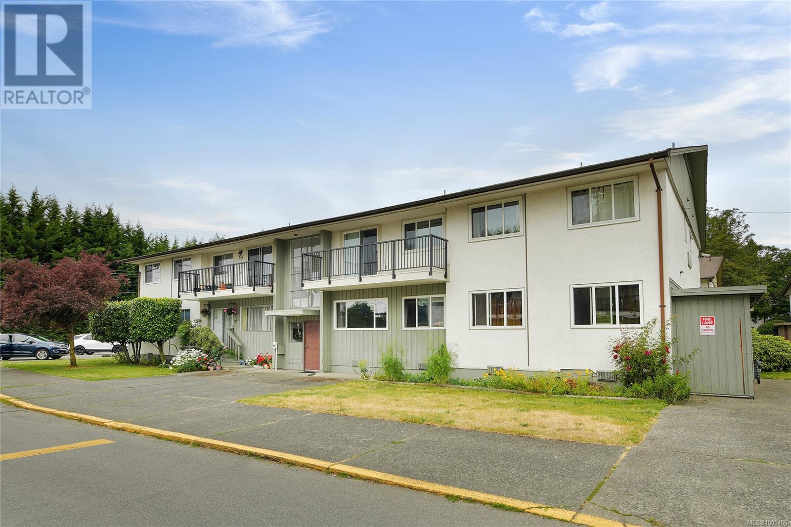  364 Burnside Road West, Saanich