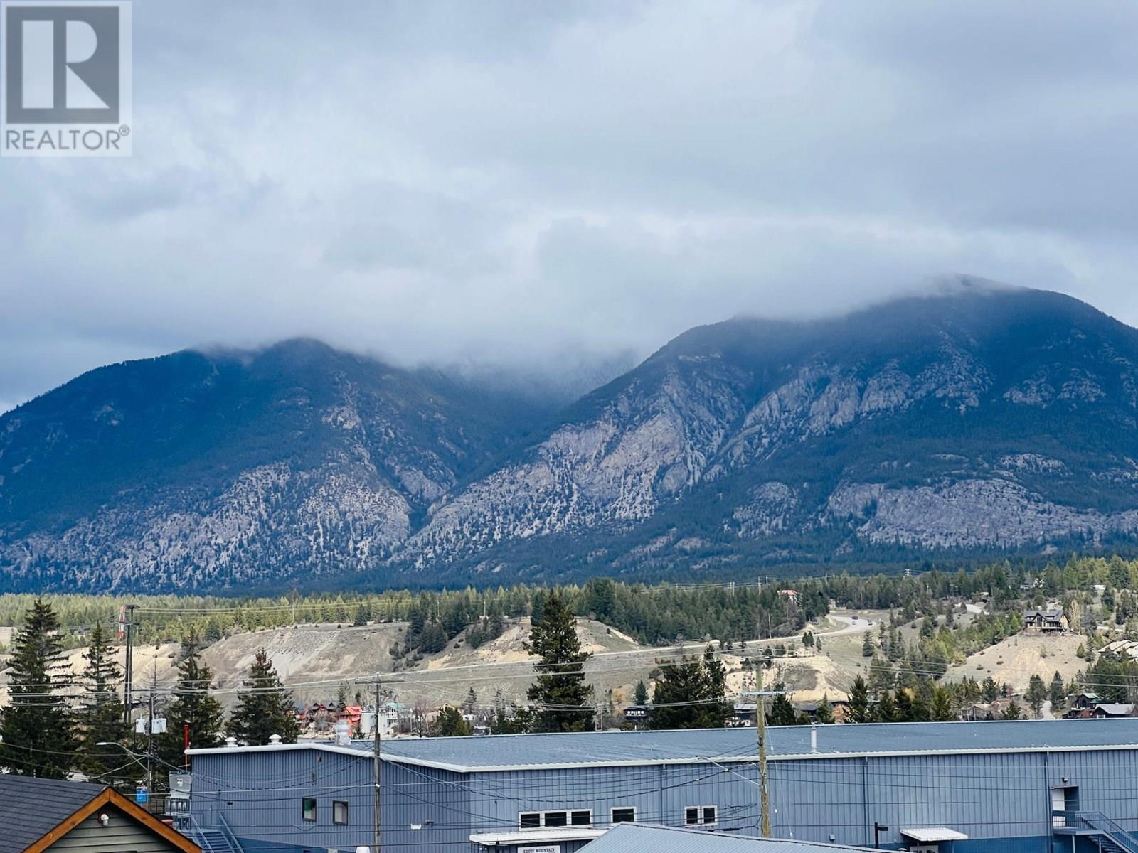 Photo 11 of 510 14th Street Unit 404, Invermere BC