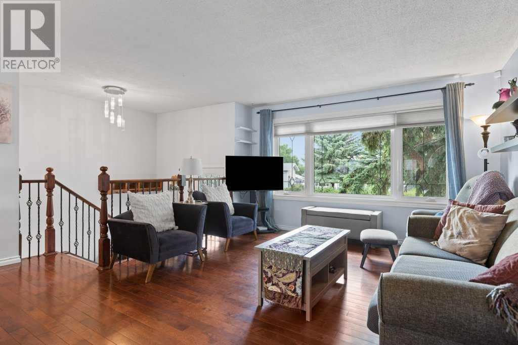 Single Family House Bi-level for Sale in  Allan Crescent SE Acadia Calgary 