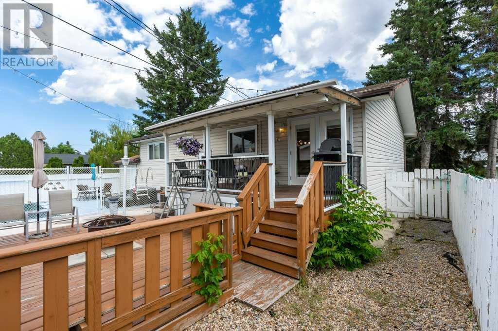 Single Family House Bi-level for Sale in  Allan Crescent SE Acadia Calgary 