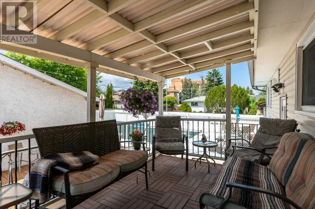 Single Family House Bi-level for Sale in  Allan Crescent SE Acadia Calgary 