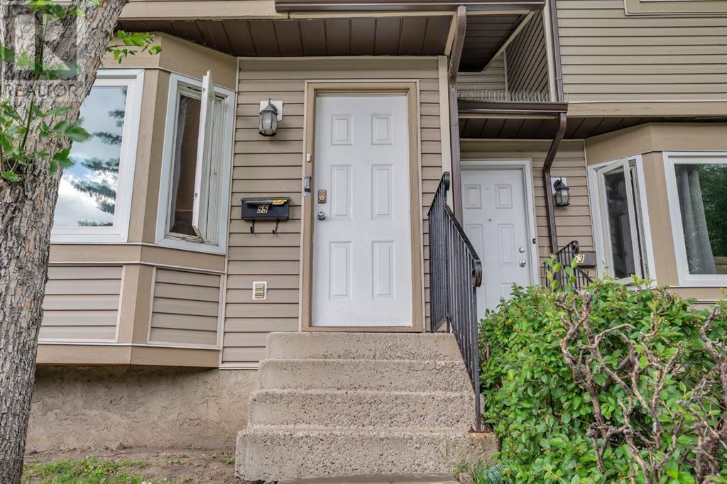 Single Family House for Sale in  Falshire Terrace NE Falconridge Calgary 
