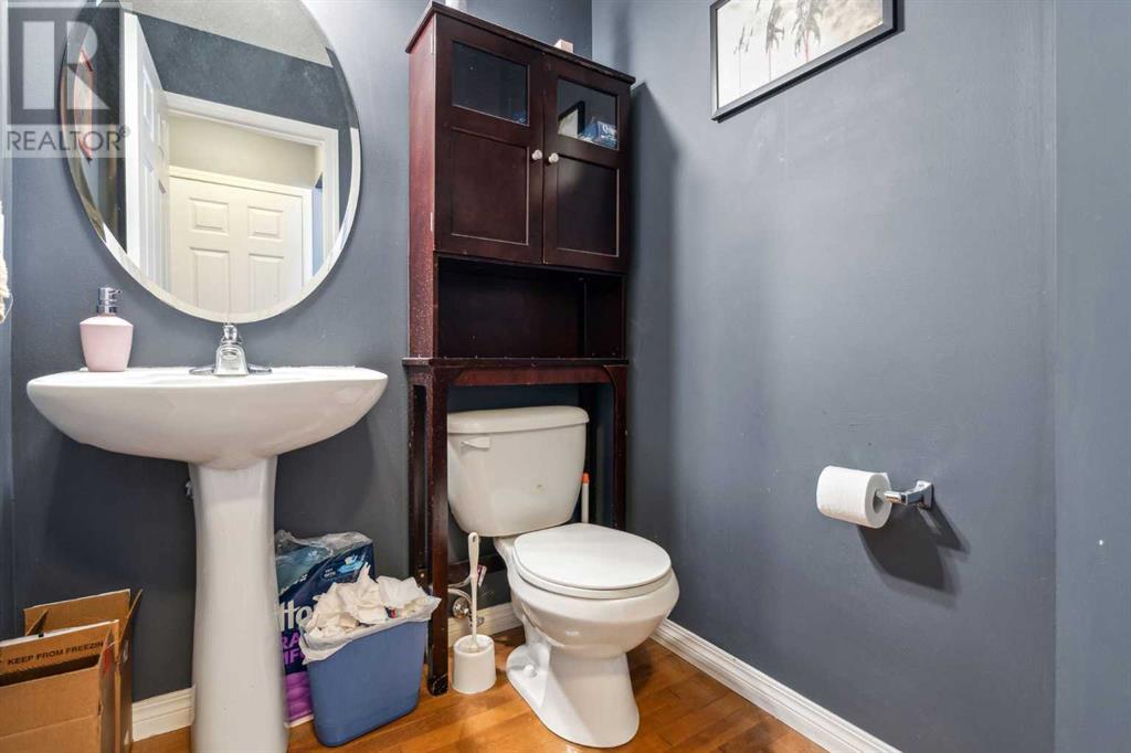 Single Family House for Sale in  New Brighton Gardens SE New Brighton Calgary 