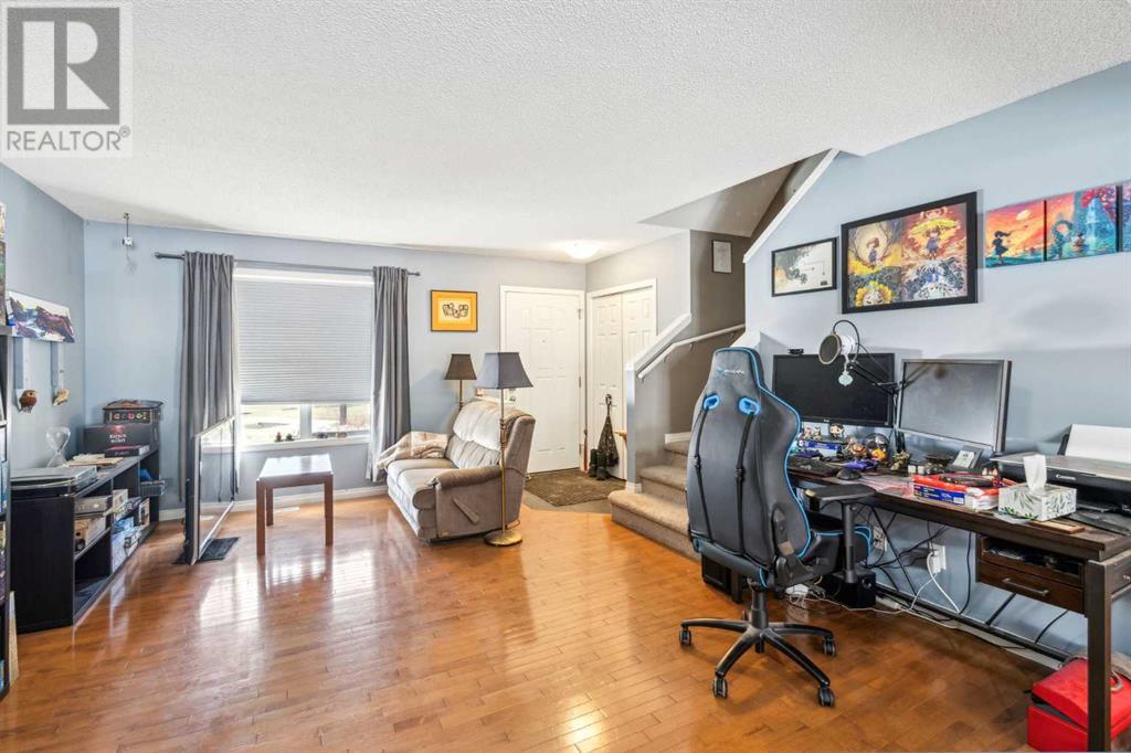 Single Family House for Sale in  New Brighton Gardens SE New Brighton Calgary 