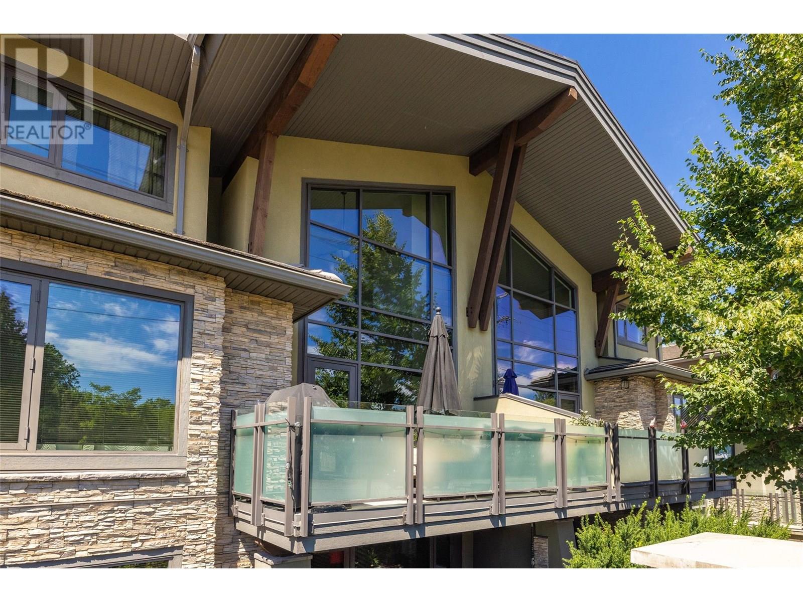 205 600 Sarsons Road, Kelowna