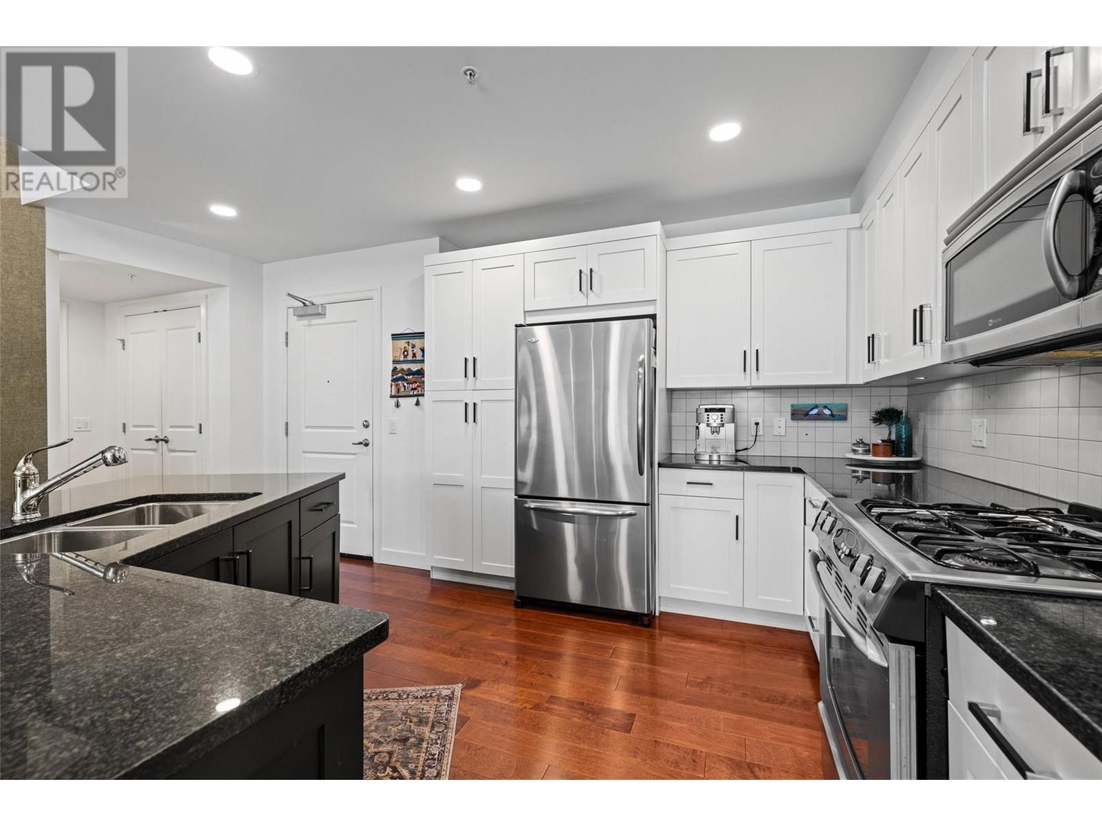 205 600 Sarsons Road, Kelowna