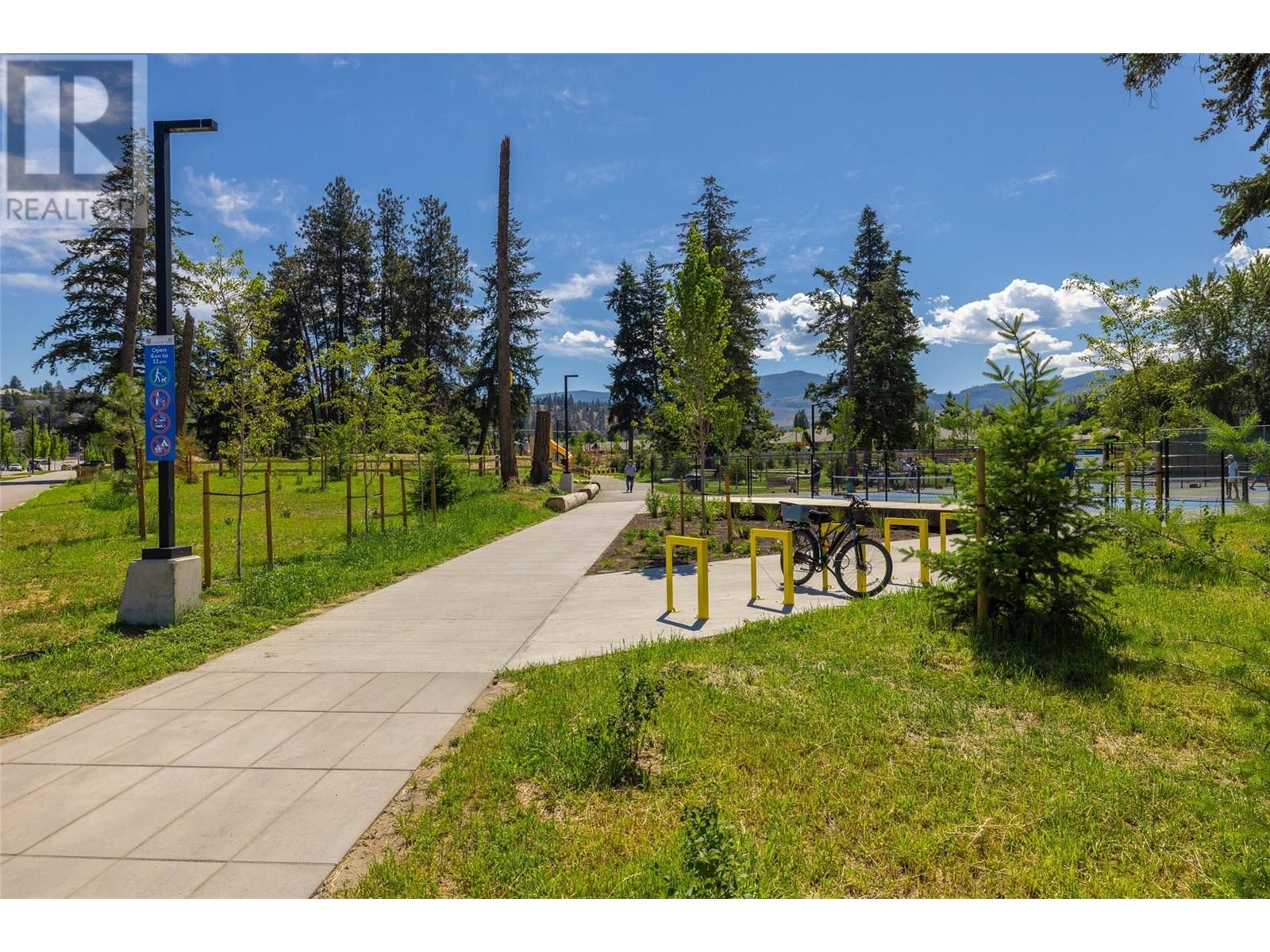205 600 Sarsons Road, Kelowna