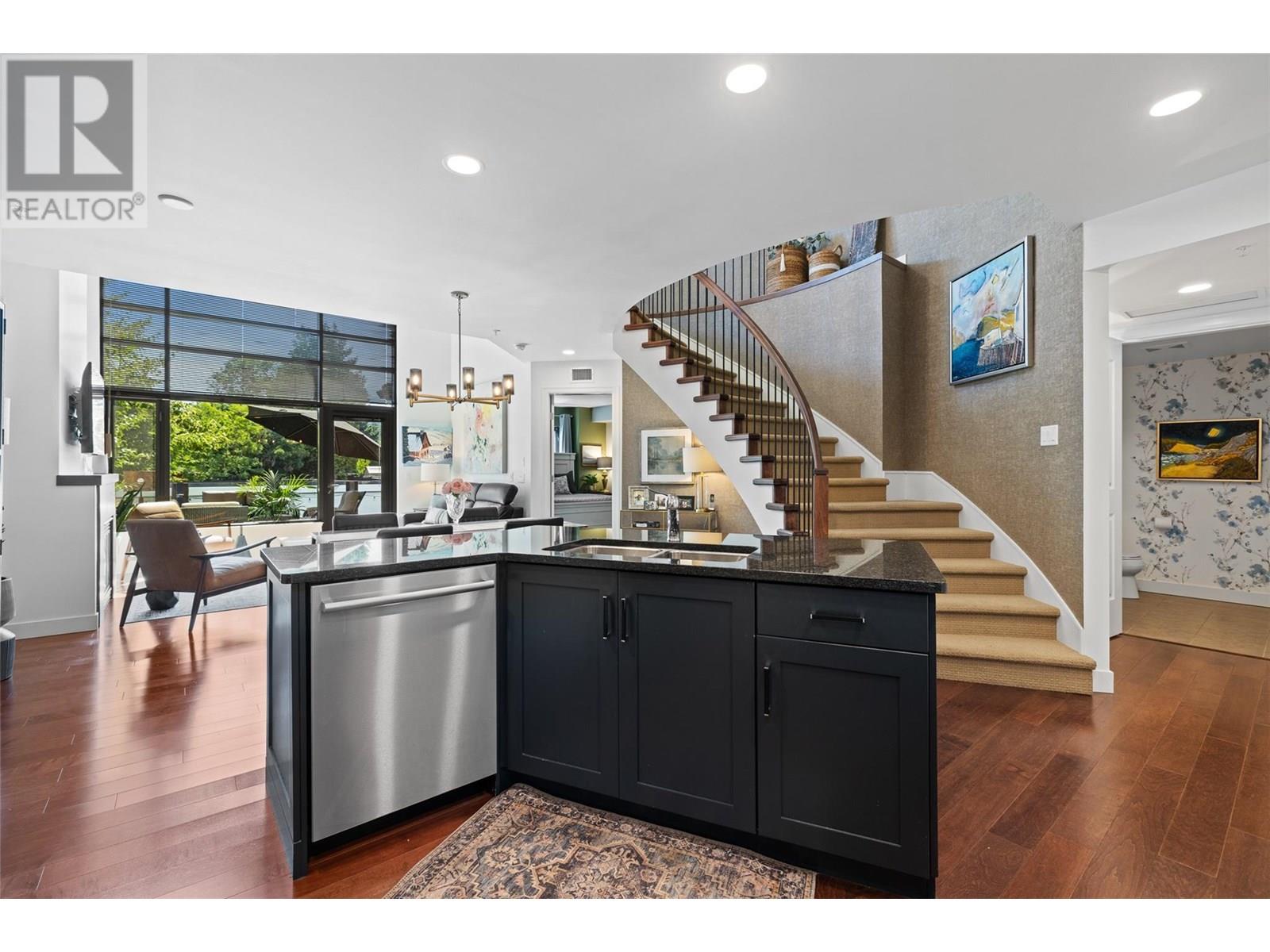 205 600 Sarsons Road, Kelowna