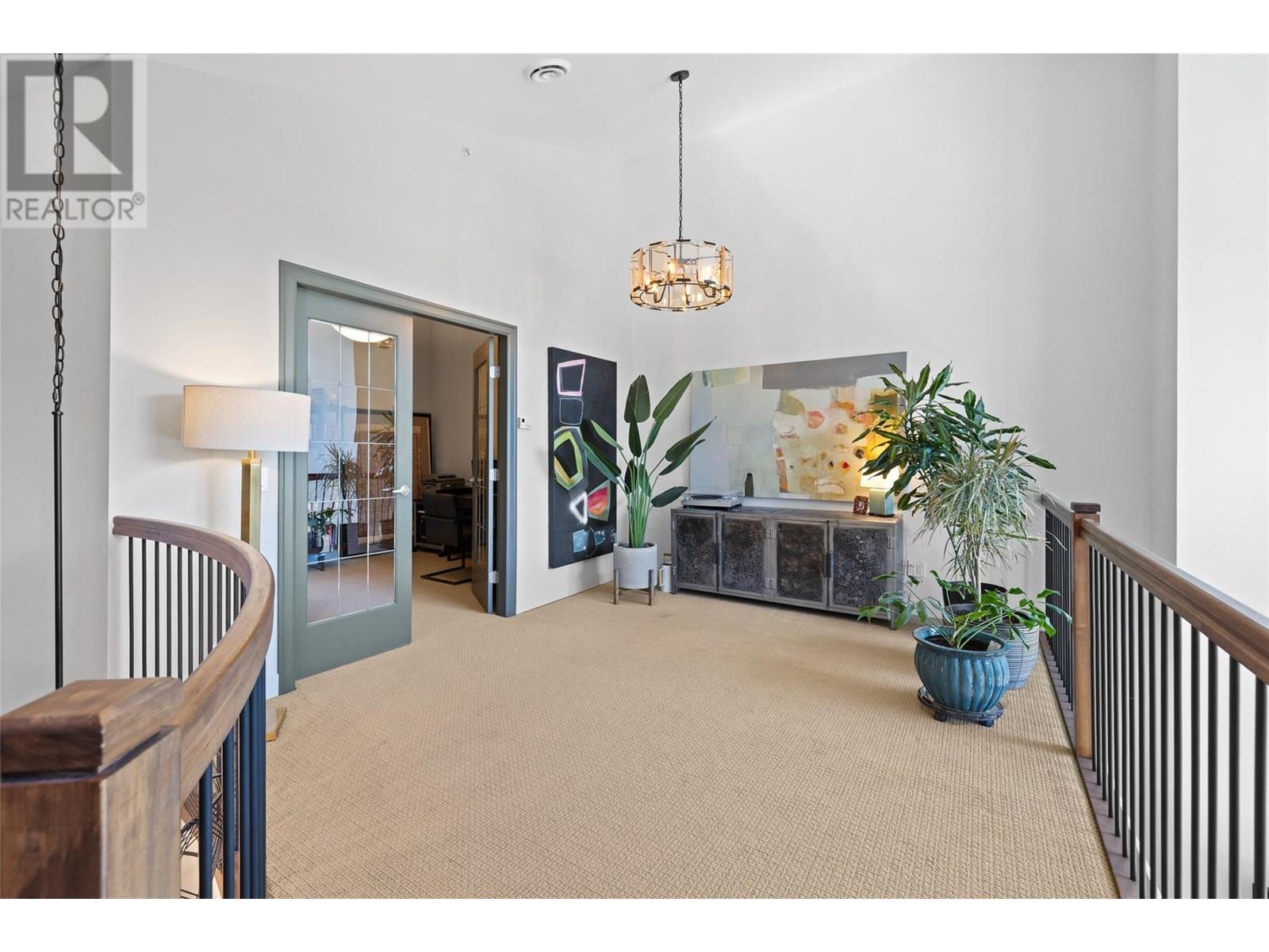 205 600 Sarsons Road, Kelowna