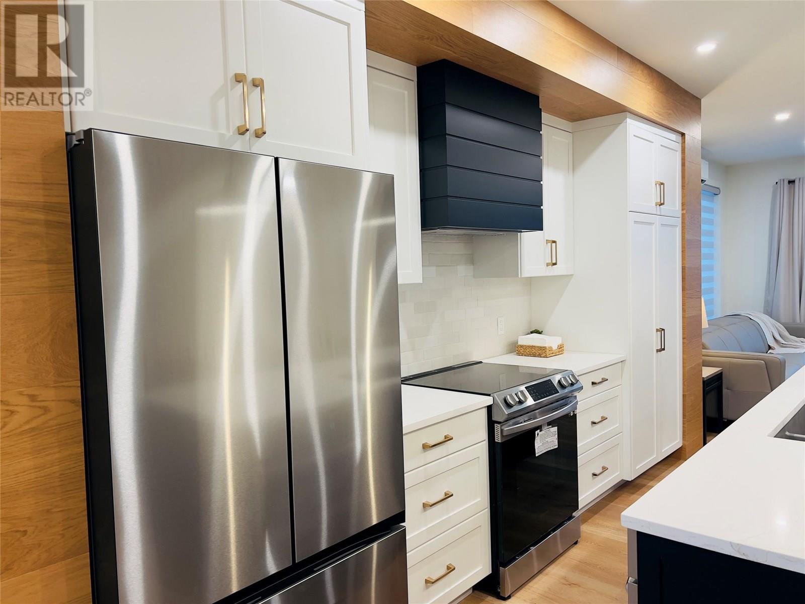 Photo 18 of 510 14th Street Unit 406, Invermere BC