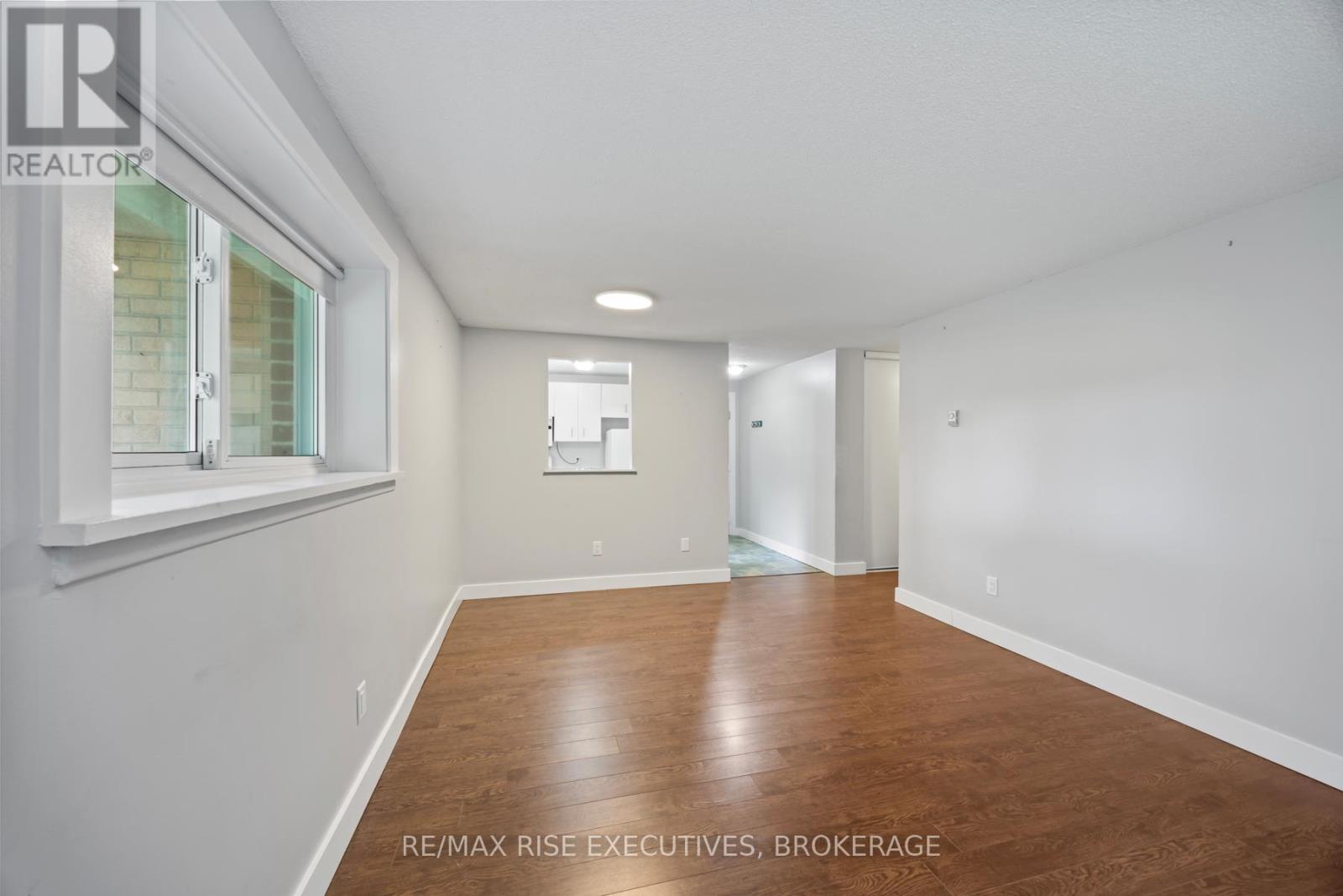 Photo 23 of 118 580 Armstrong Road, Kingston ON