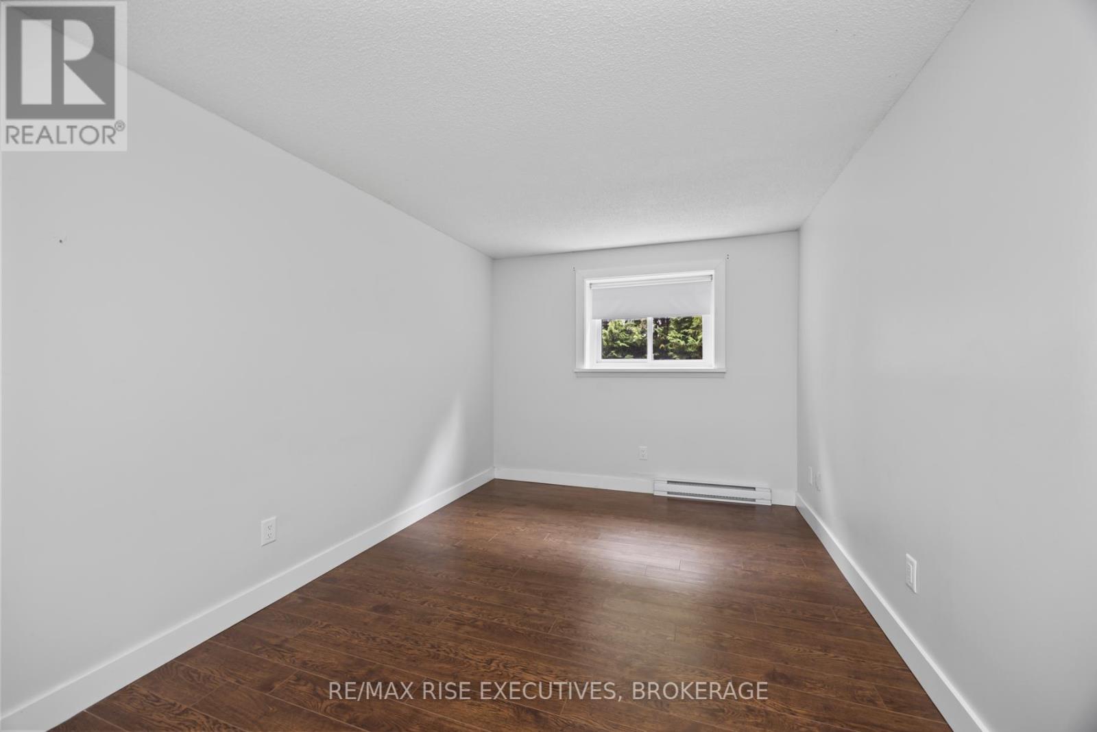 Photo 17 of 118 580 Armstrong Road, Kingston ON