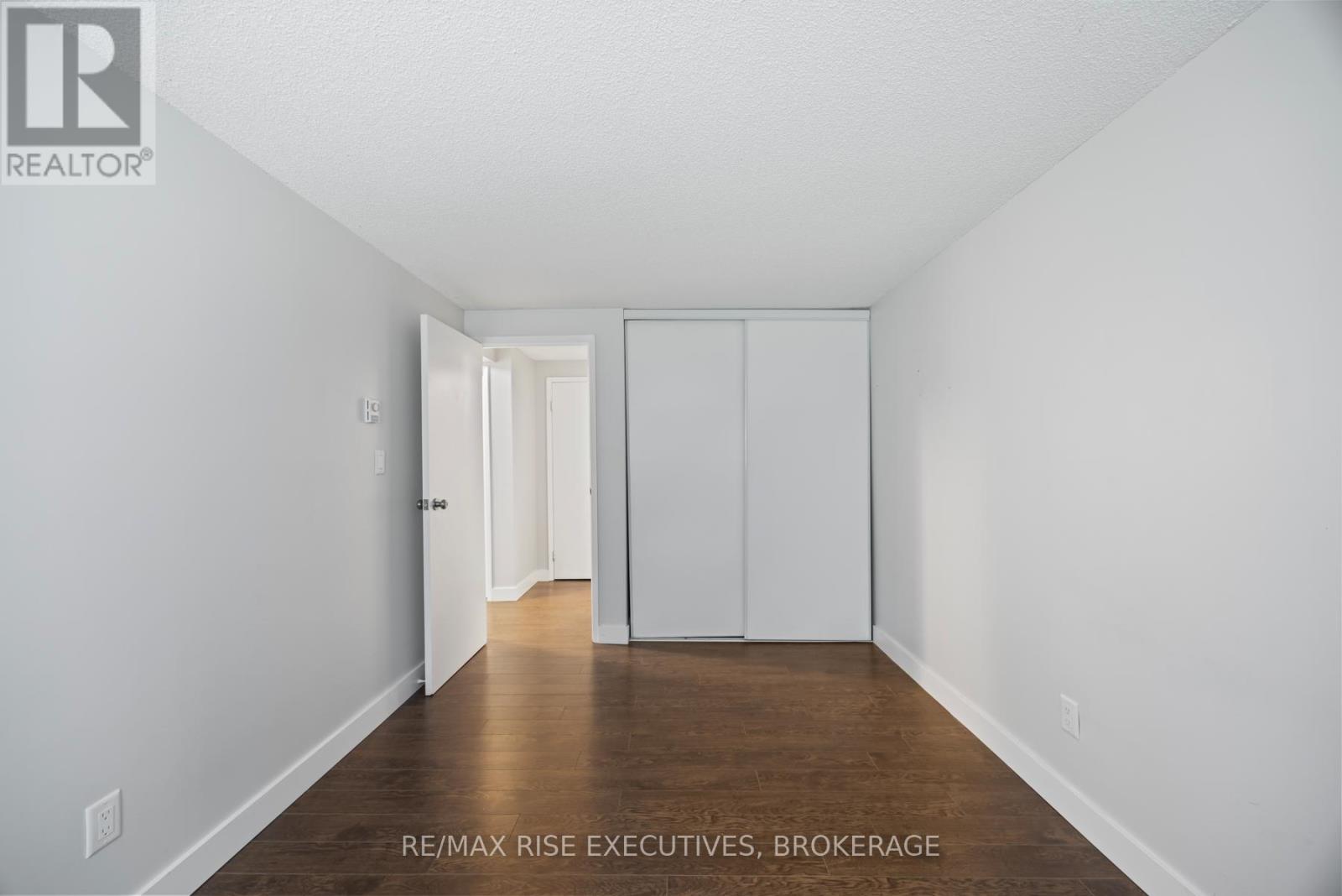 Photo 31 of 118 580 Armstrong Road, Kingston ON