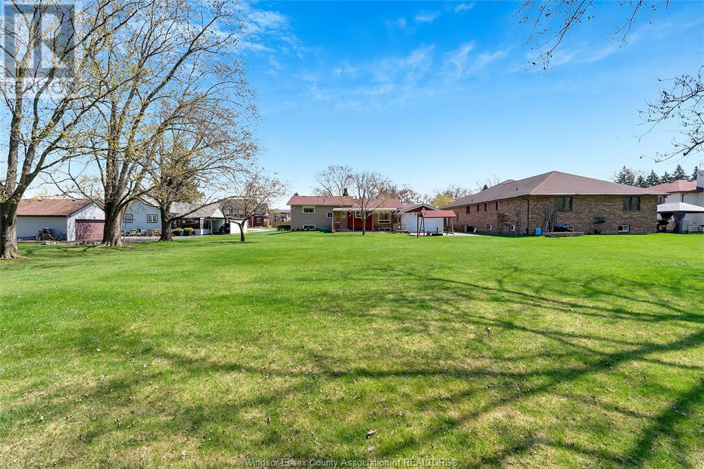 Photo 29 of 1689 Shawnee, Tecumseh ON