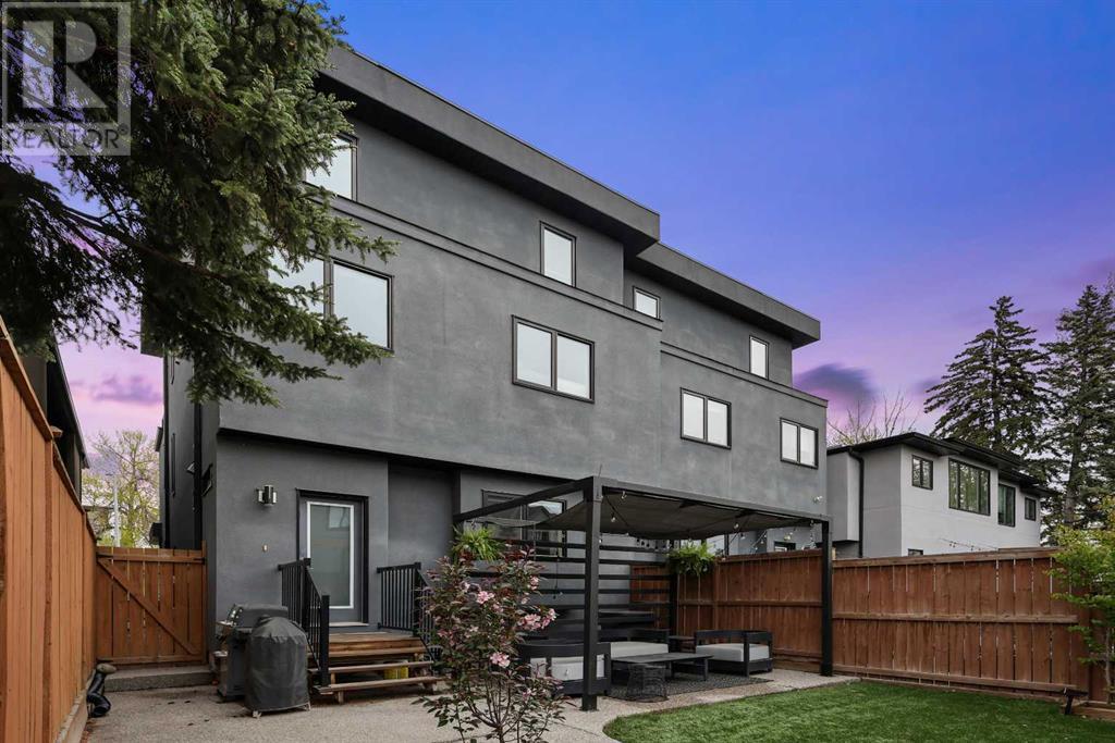 Single Family House for Sale in   Avenue SW South Calgary Calgary 
