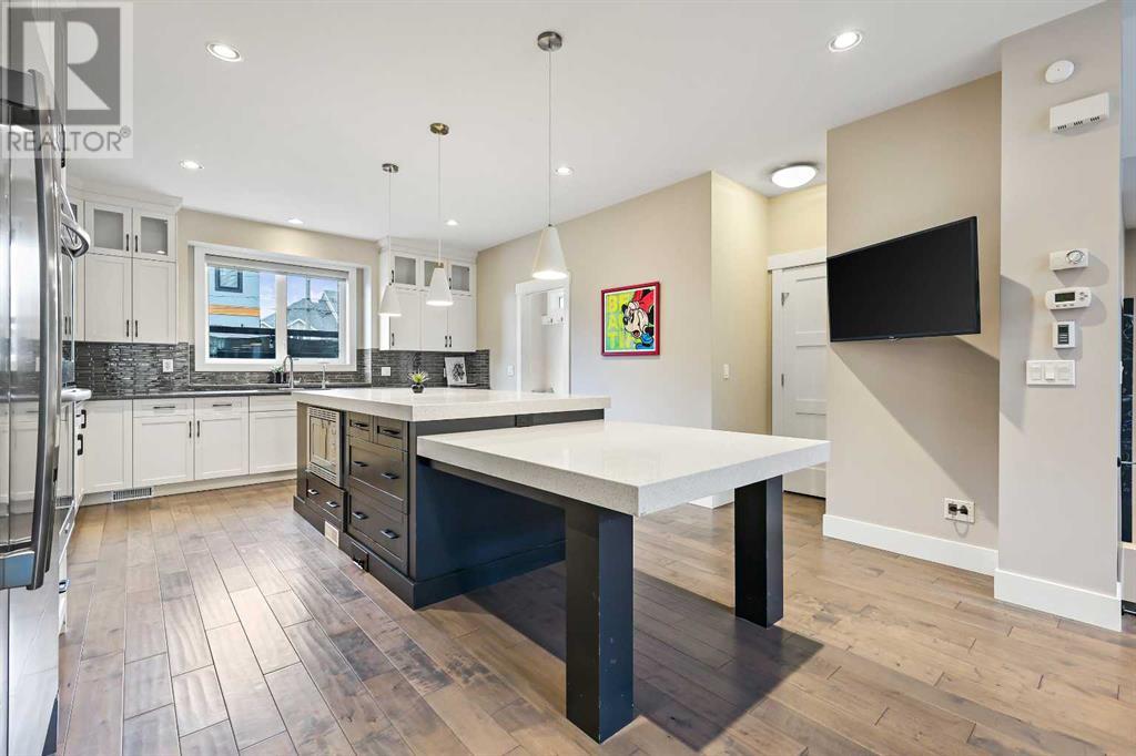 Single Family House for Sale in   Avenue SW South Calgary Calgary 