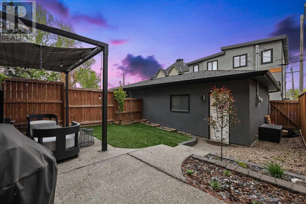 Single Family House for Sale in   Avenue SW South Calgary Calgary 