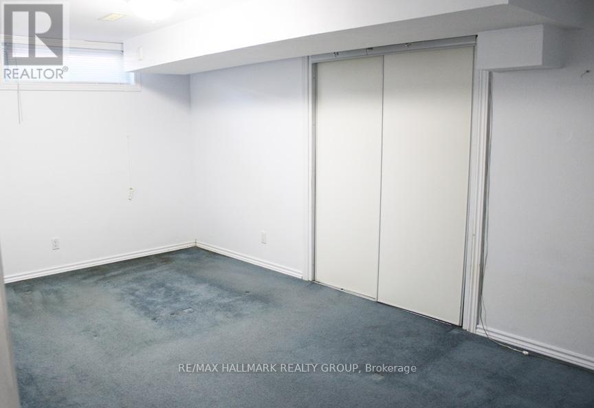 Photo 21 of 47 Emerald Meadows Drive, Ottawa ON
