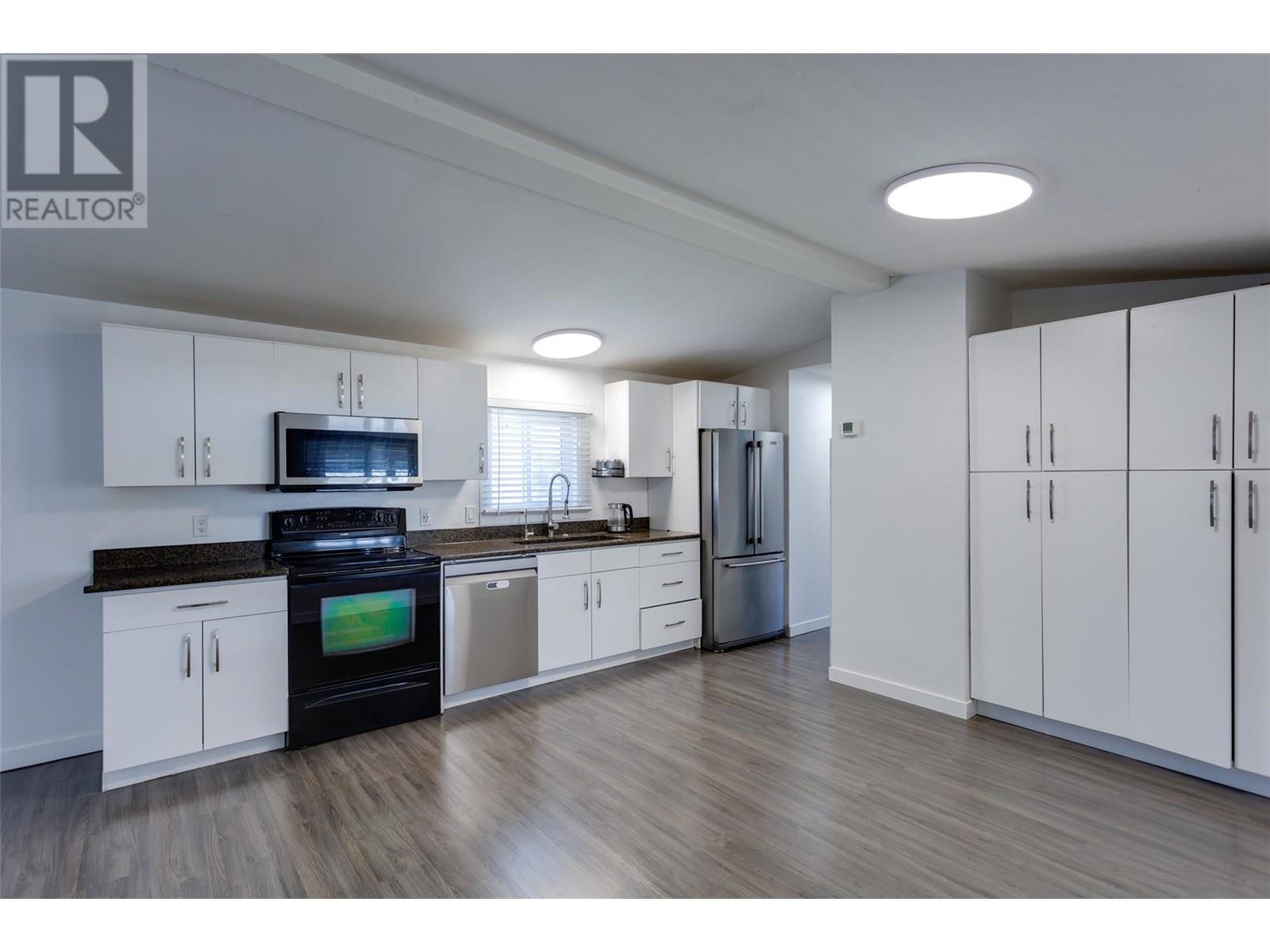 62 720 Commonwealth Road, Lake Country